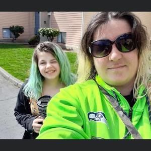 Meet your Posher, Anny